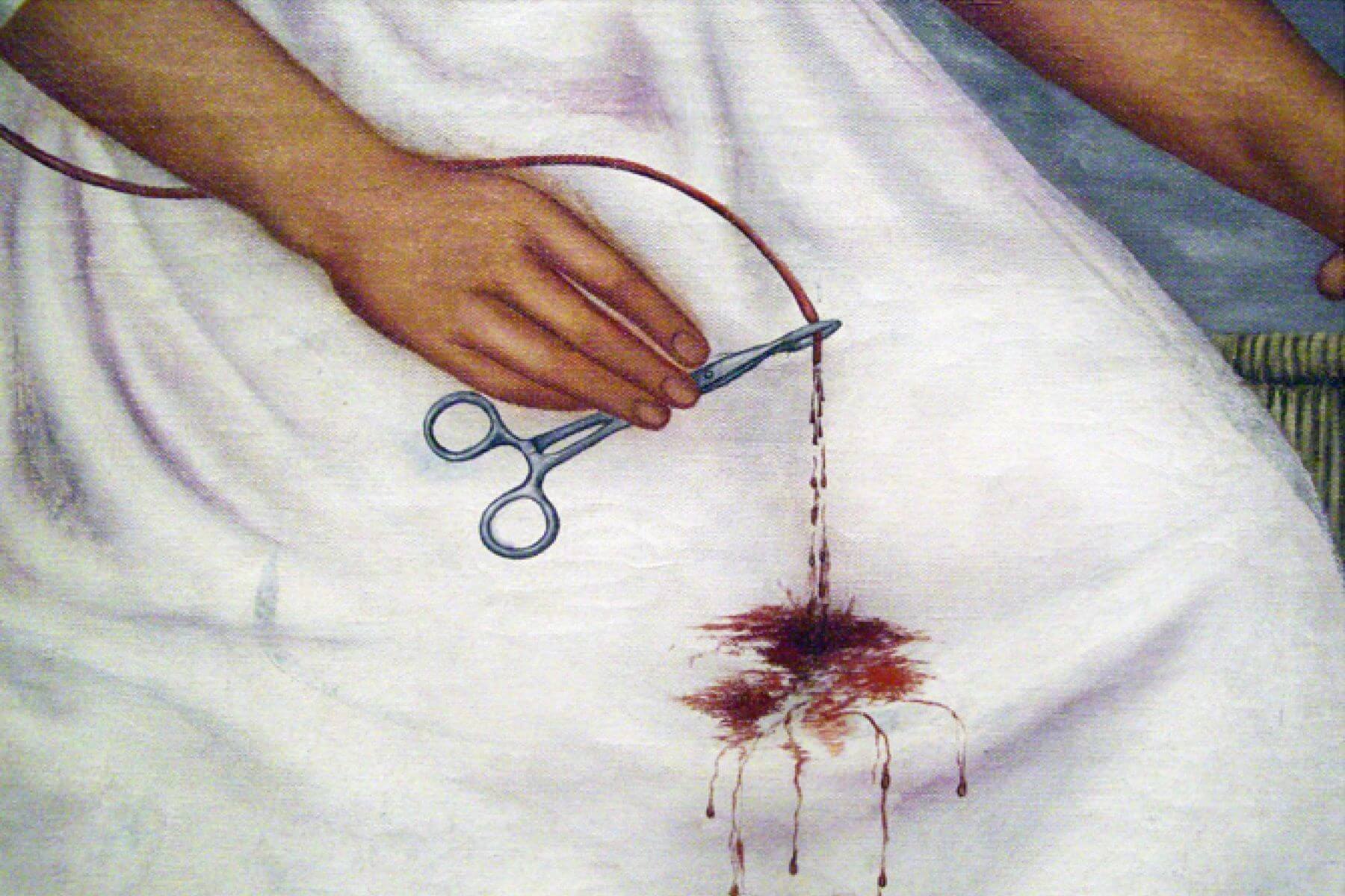 kahlo-scissors-blood-detail-the-lawless-muse Detail of scissors and blood on Frida Kahlo’s white dress in The Two Fridas